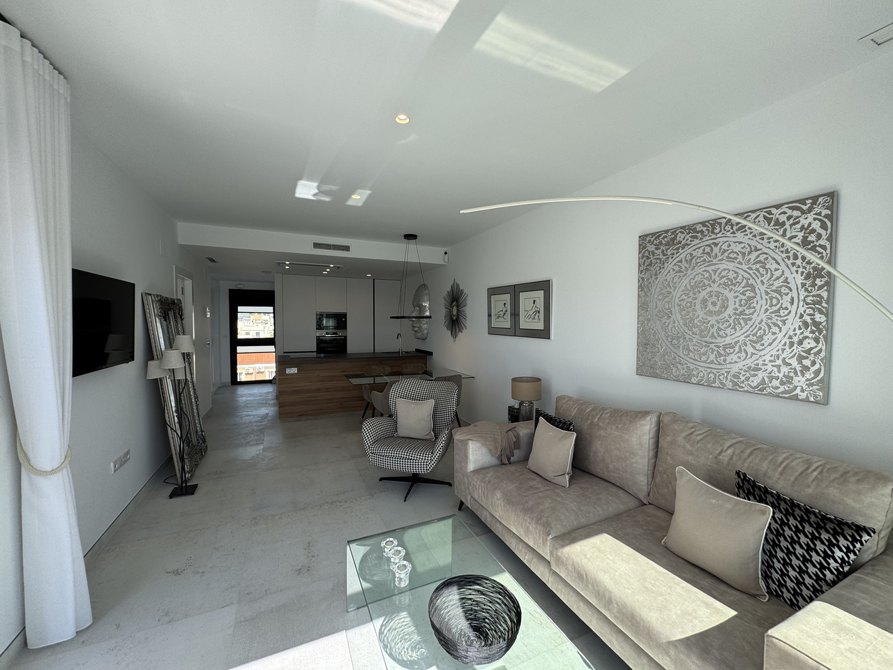 041831650a302e55133b_xlarge