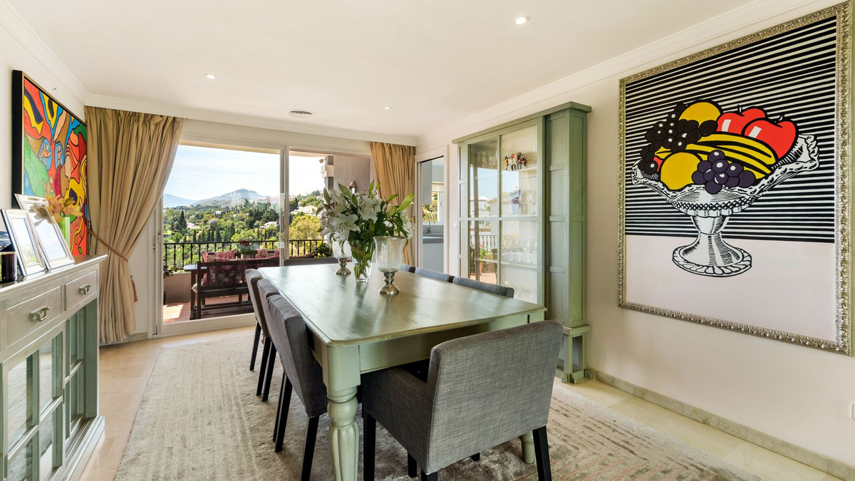 12-53013098fcab6c38b1379cd33298e050