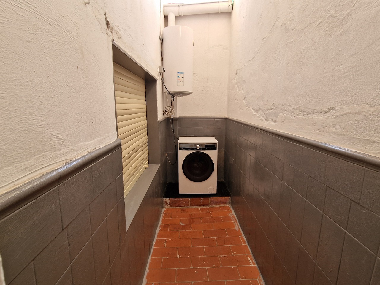 1289-village-house-for-sale-in-vinuela-43080-large