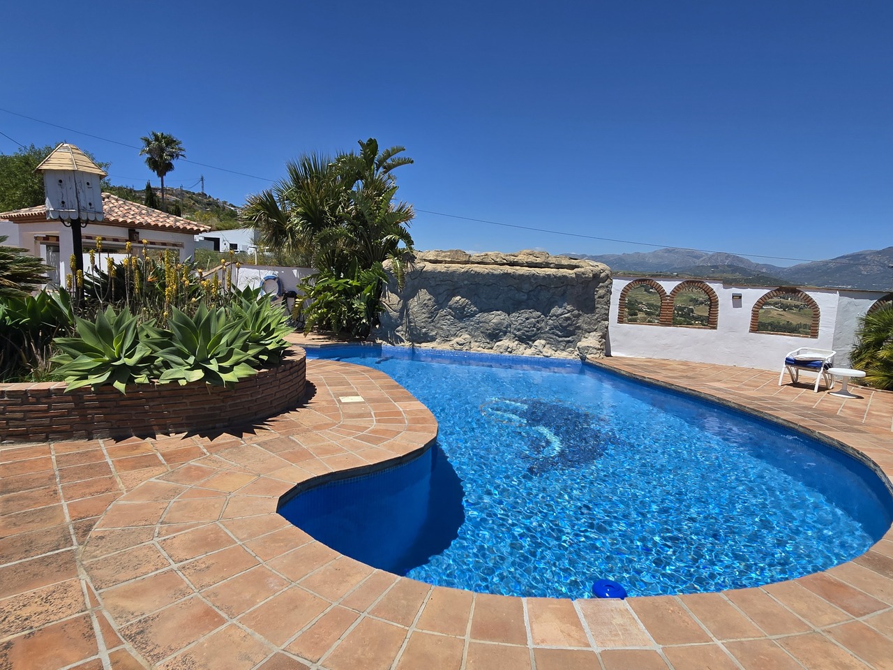 1362-villa-for-sale-in-vinuela-47187-large