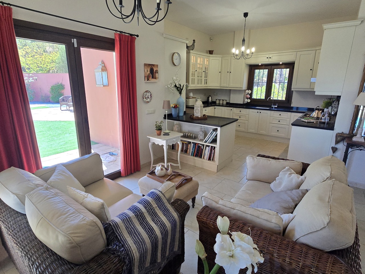 1388-villa-for-sale-in-vinuela-49325-large