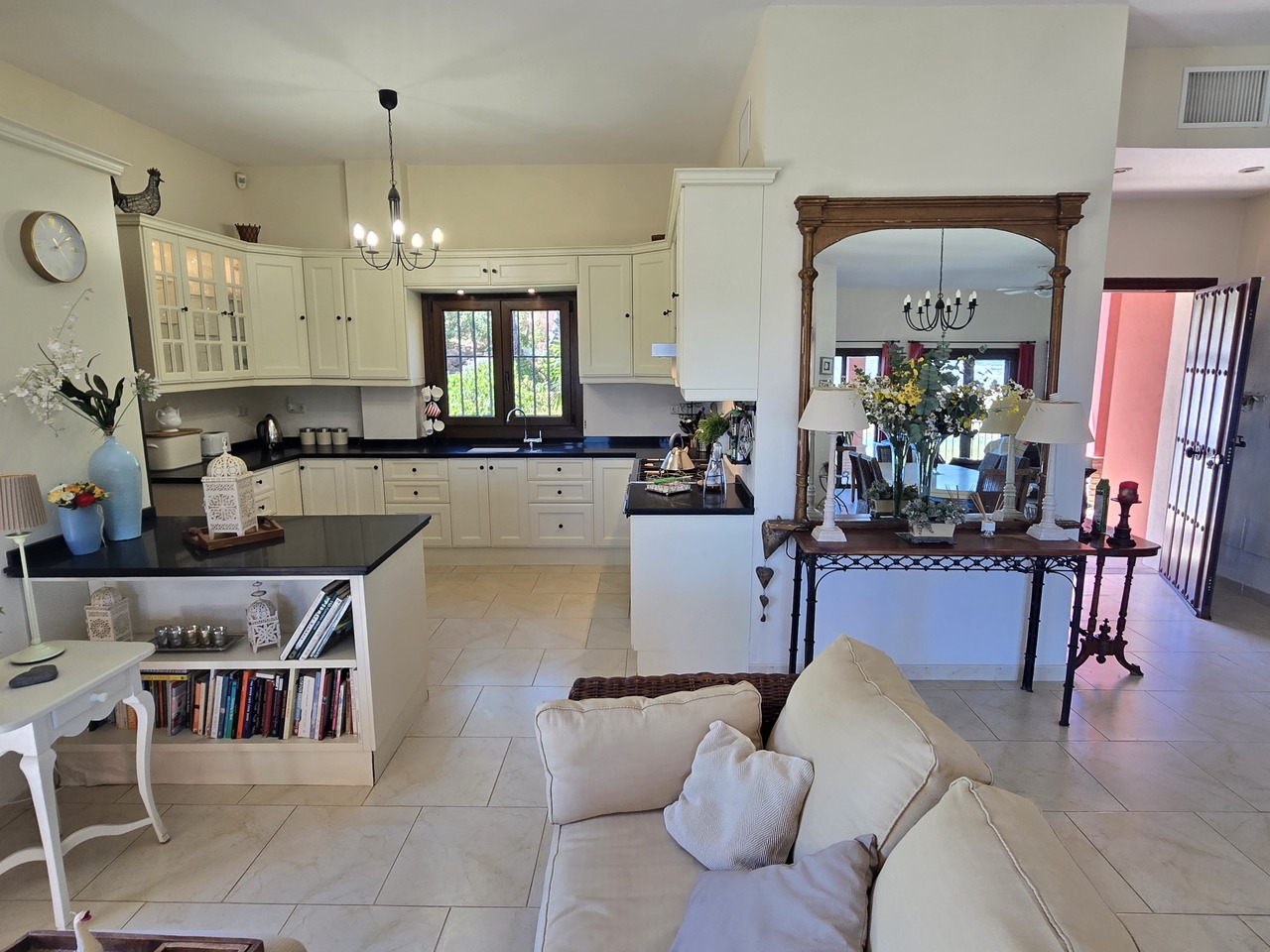 1388-villa-for-sale-in-vinuela-49326-large