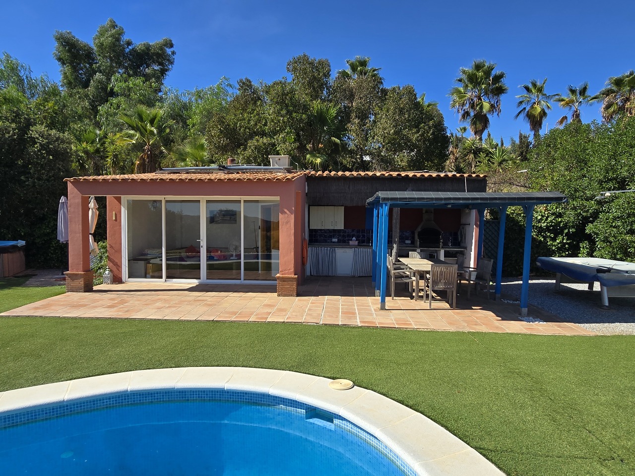 1388-villa-for-sale-in-vinuela-49384-large