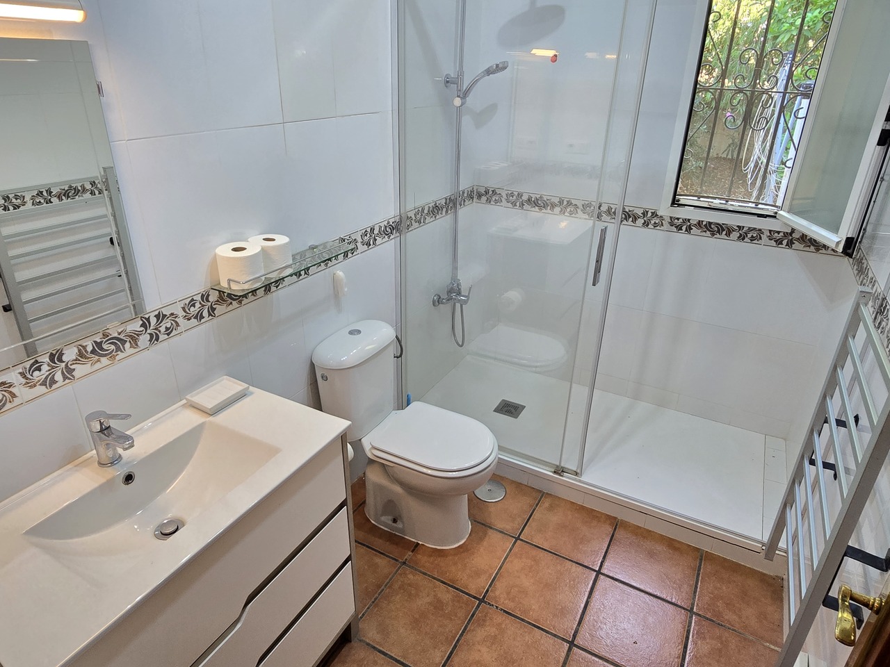 1394-villa-for-sale-in-vinuela-49747-large