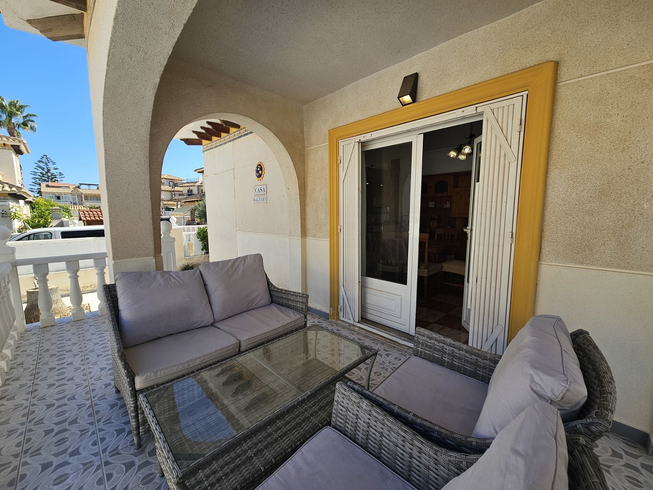 1da8bfe03e7f9b96035d_xlarge