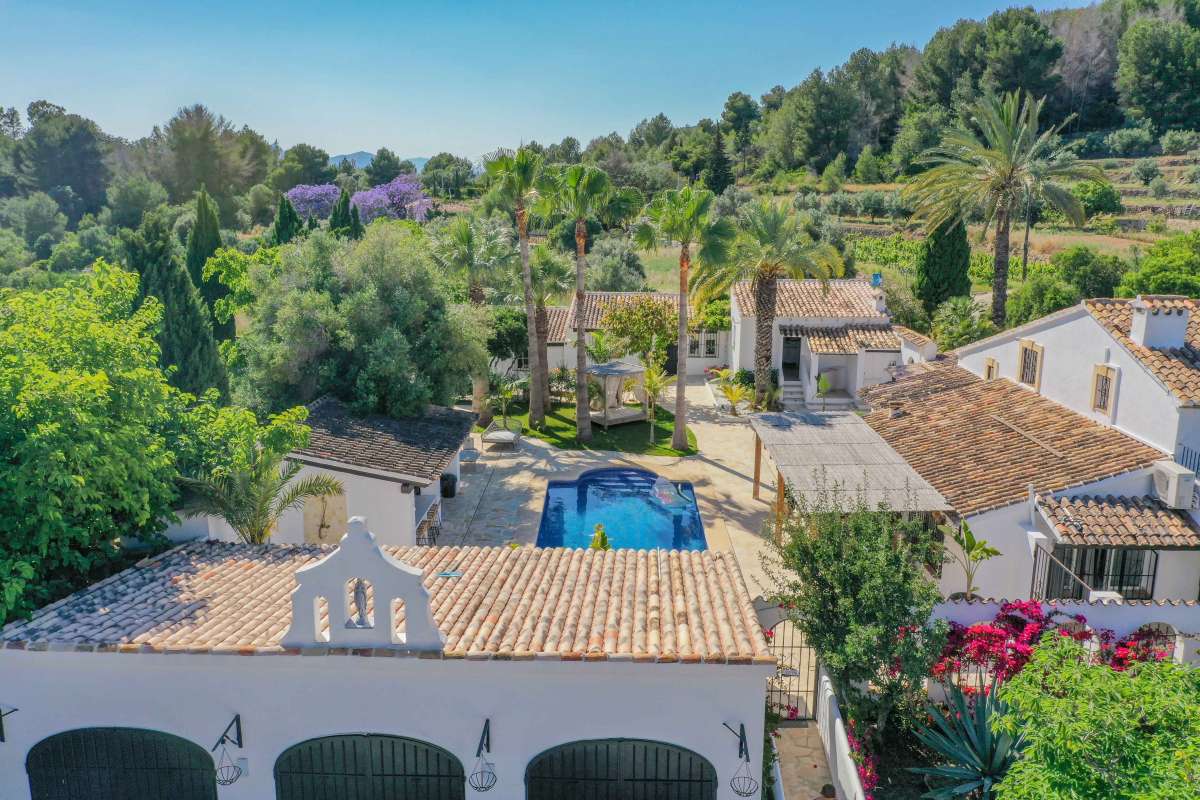 20250530144744000000_Jesus-Pobre-28-2