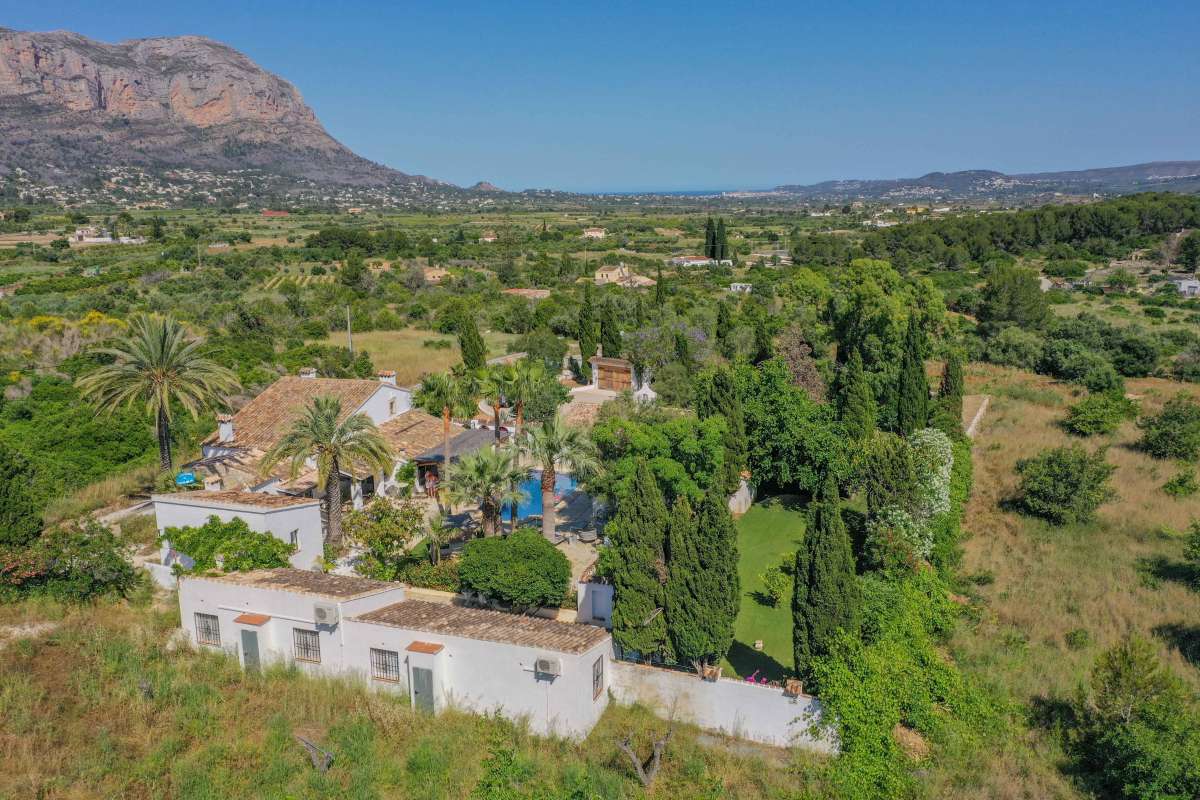 20250530144754000000_Jesus-Pobre-1-2