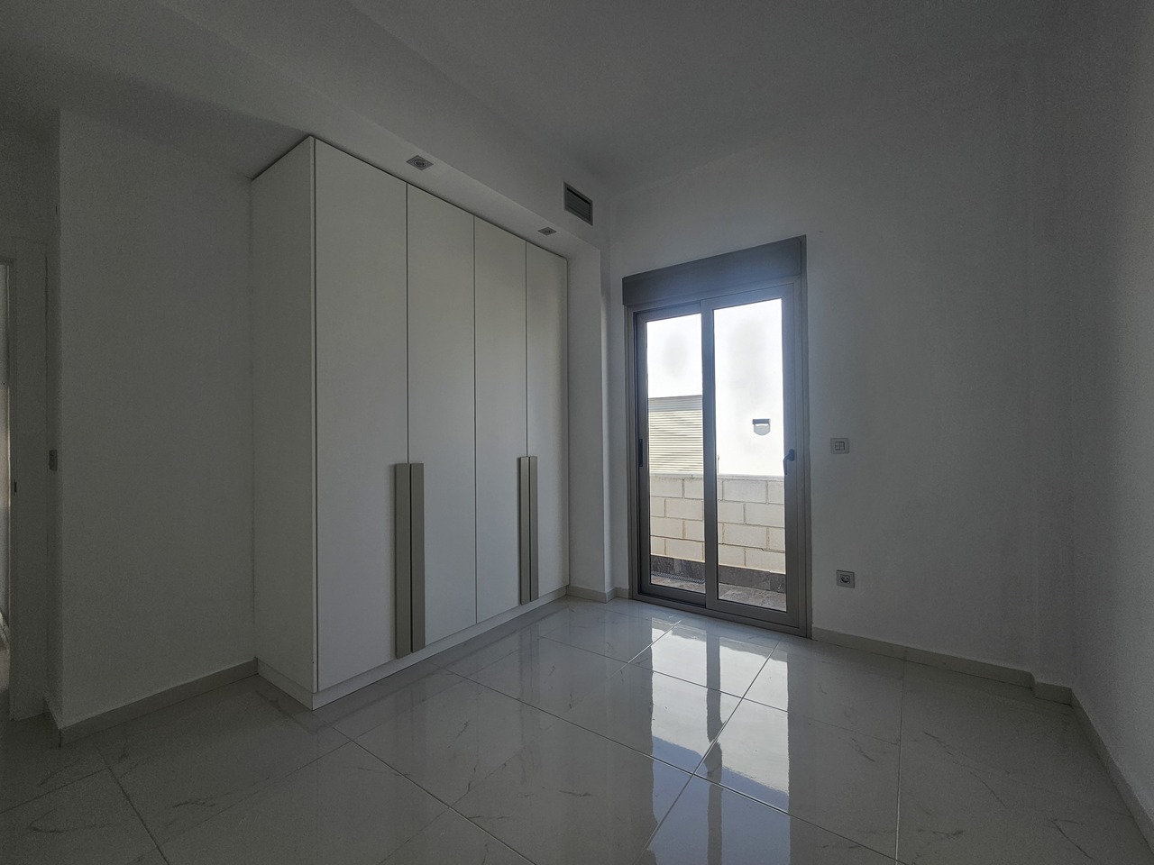 20250807_123947_xlarge