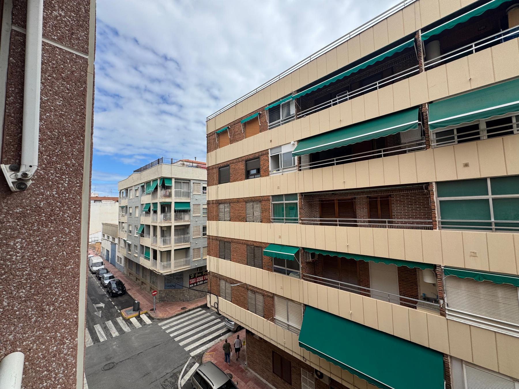 2199_o_1j6g48j7410tpf8spg81185jsf14