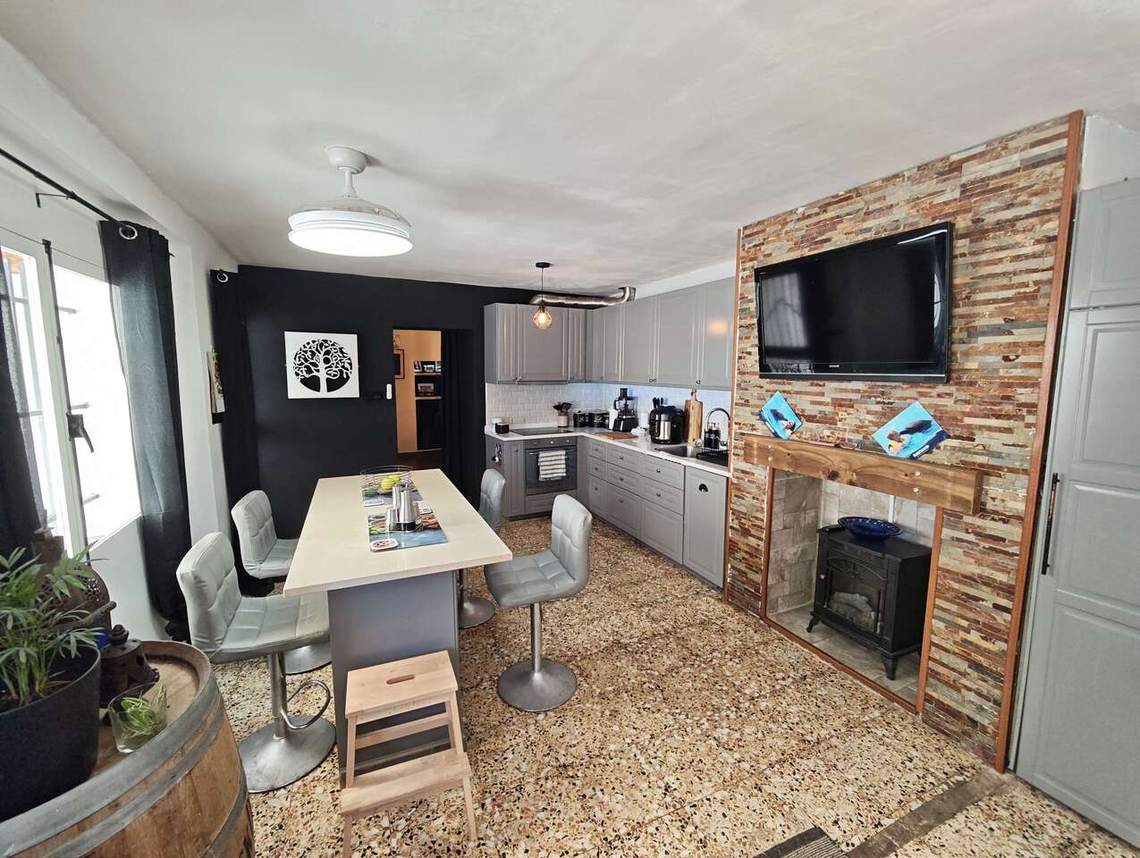 34696-town-house-for-sale-in-pinoso-2270743-large