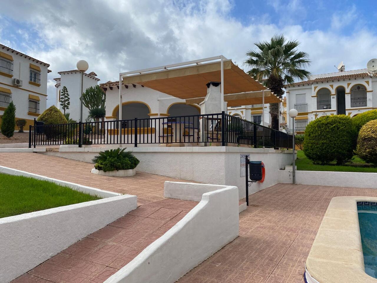 5662-apartment-for-sale-in-villamartin-3111904-large