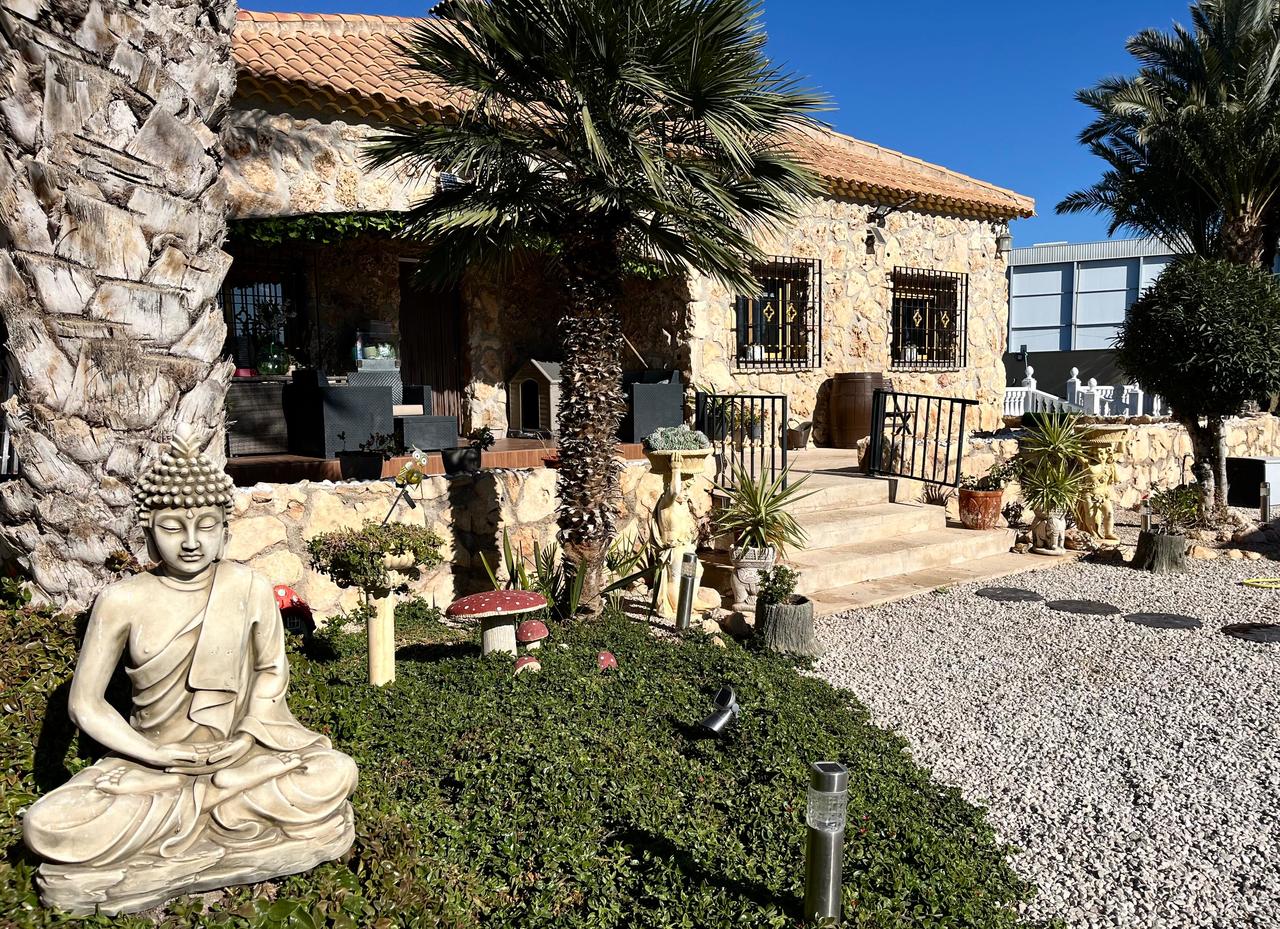 Imagen_de_WhatsApp_2025-01-16_a_las_12.01.37_649ce5fc_xlarge