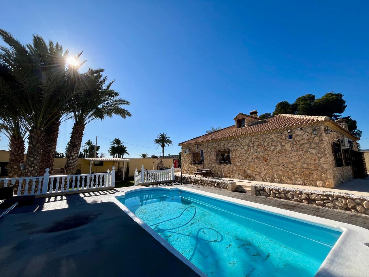 Imagen_de_WhatsApp_2025-01-16_a_las_12.20.03_ffbec2ed_xlarge