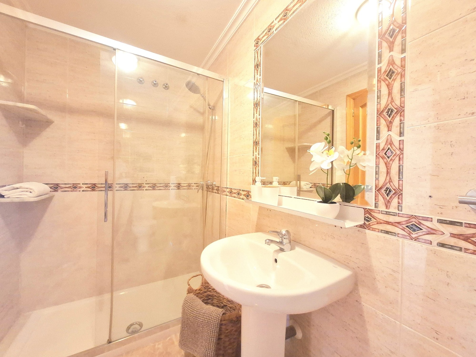 WhatsApp-Image-2025-10-03-at-18.34.11-6