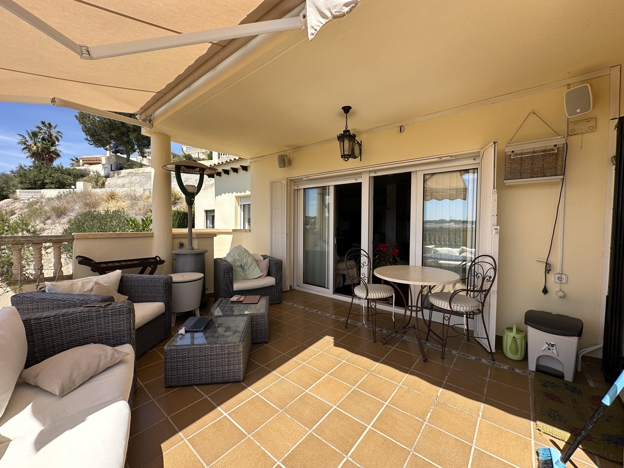 a0f121687cdad9d2d10f_xlarge