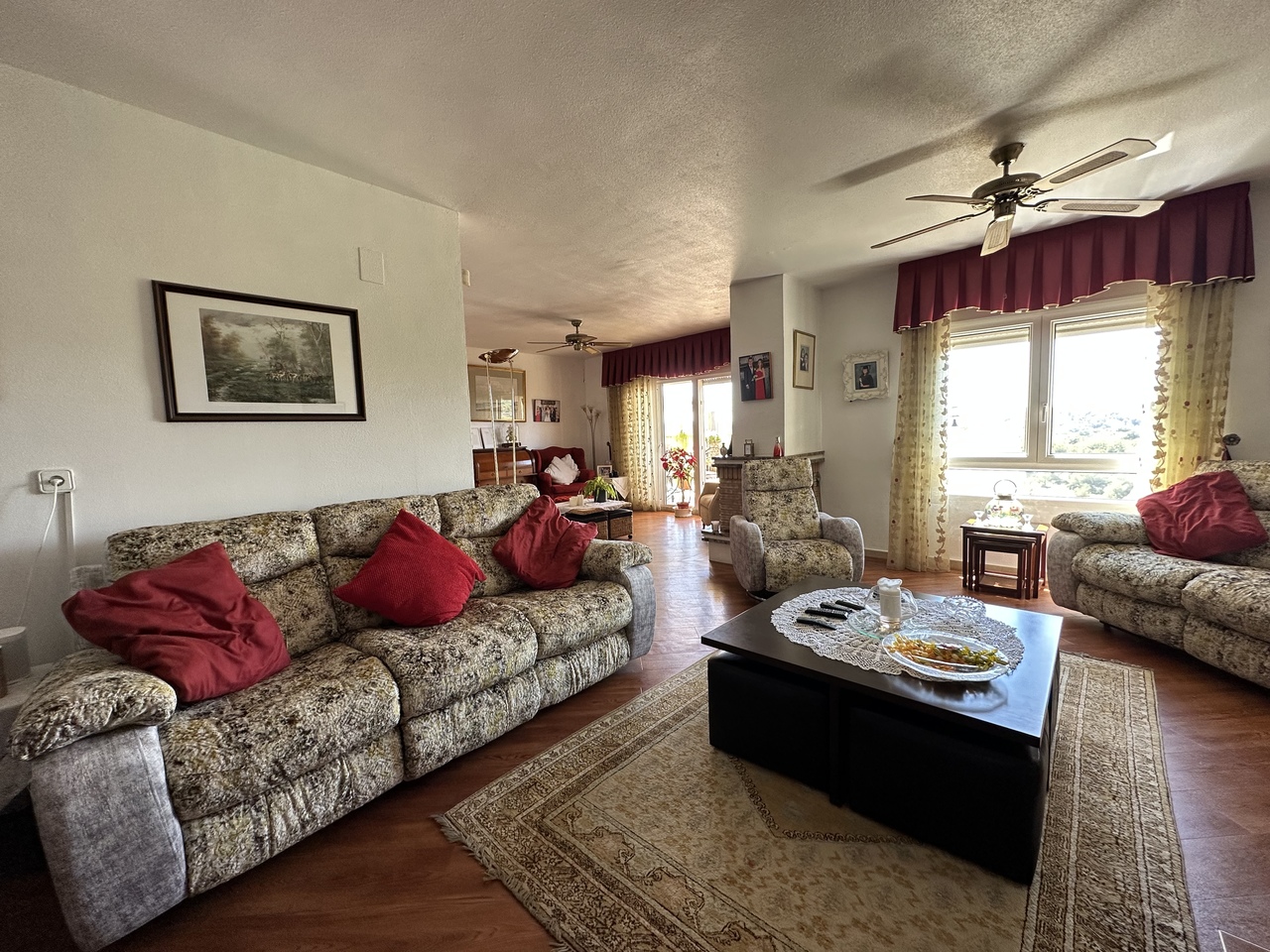 a7e38d74063a7a3b4946_xlarge