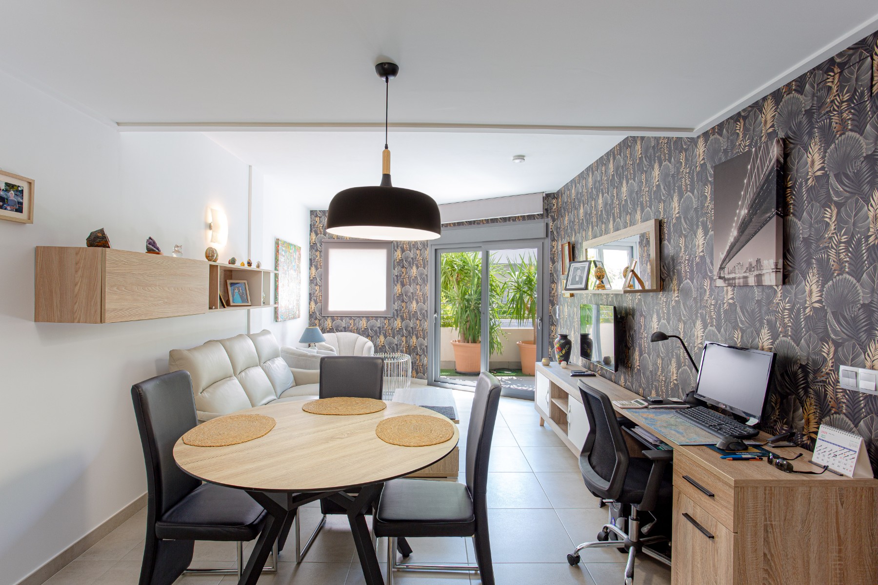 d68de61fb88e0468de61fb88e43