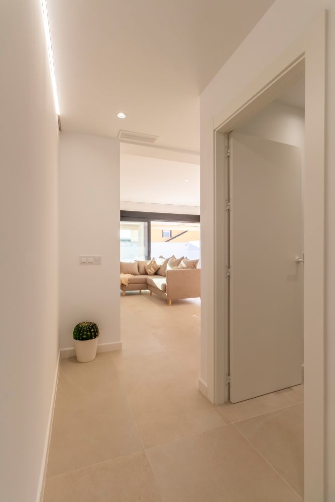 f32cd043-80d7ffe8-342a-4f5c-953b-d73d887260a3-2