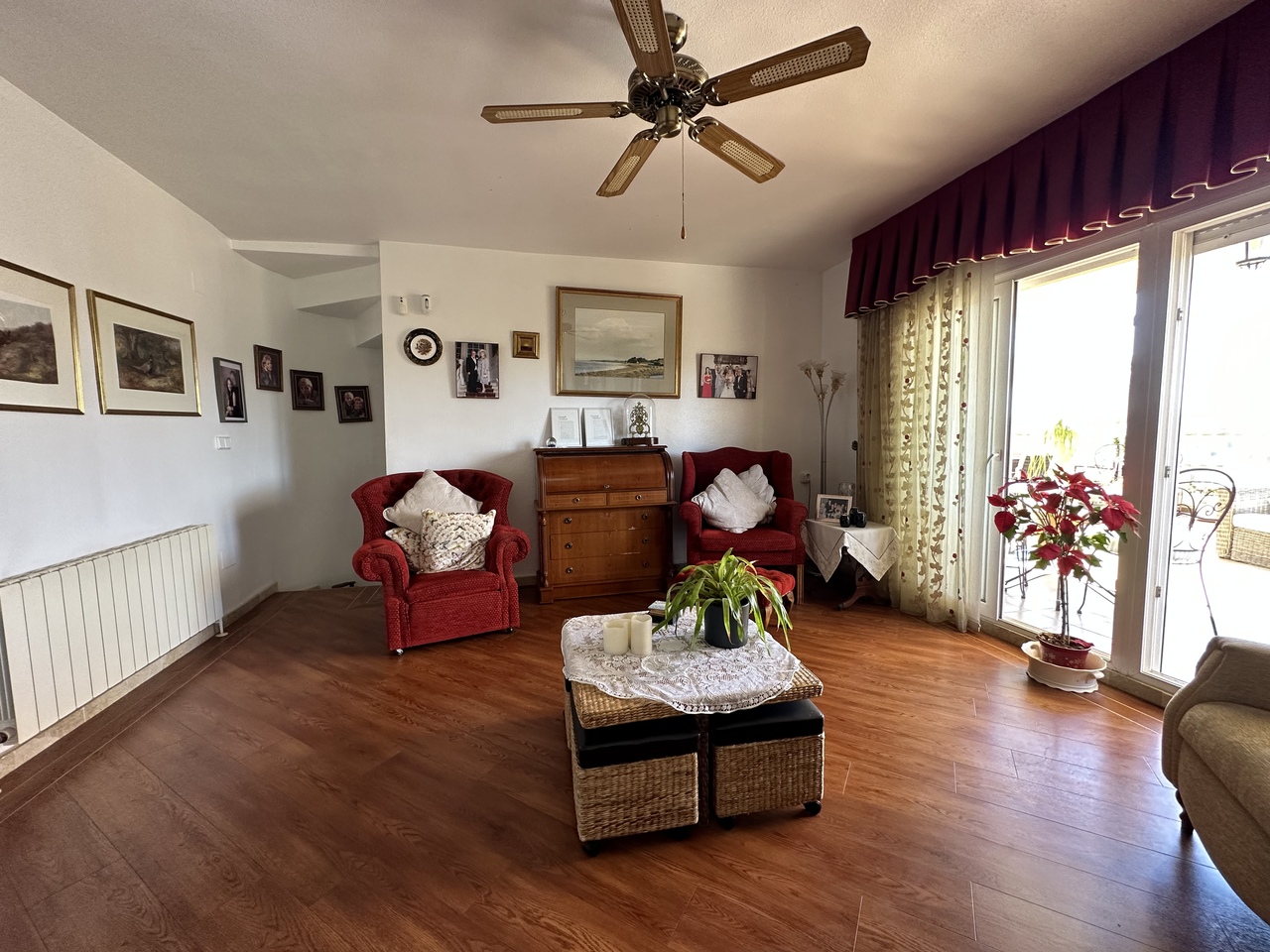 f9df489c593454b929cf_xlarge