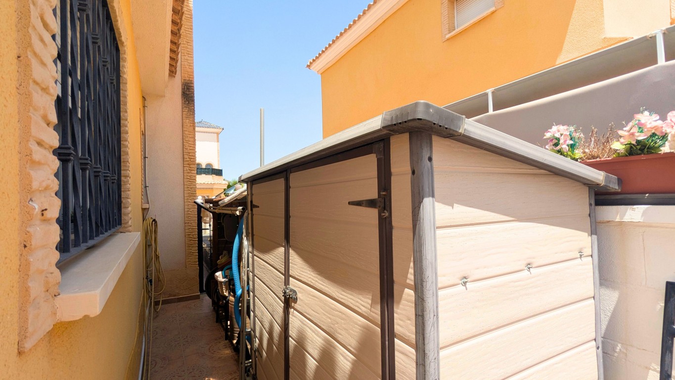 full_1450543_64493938