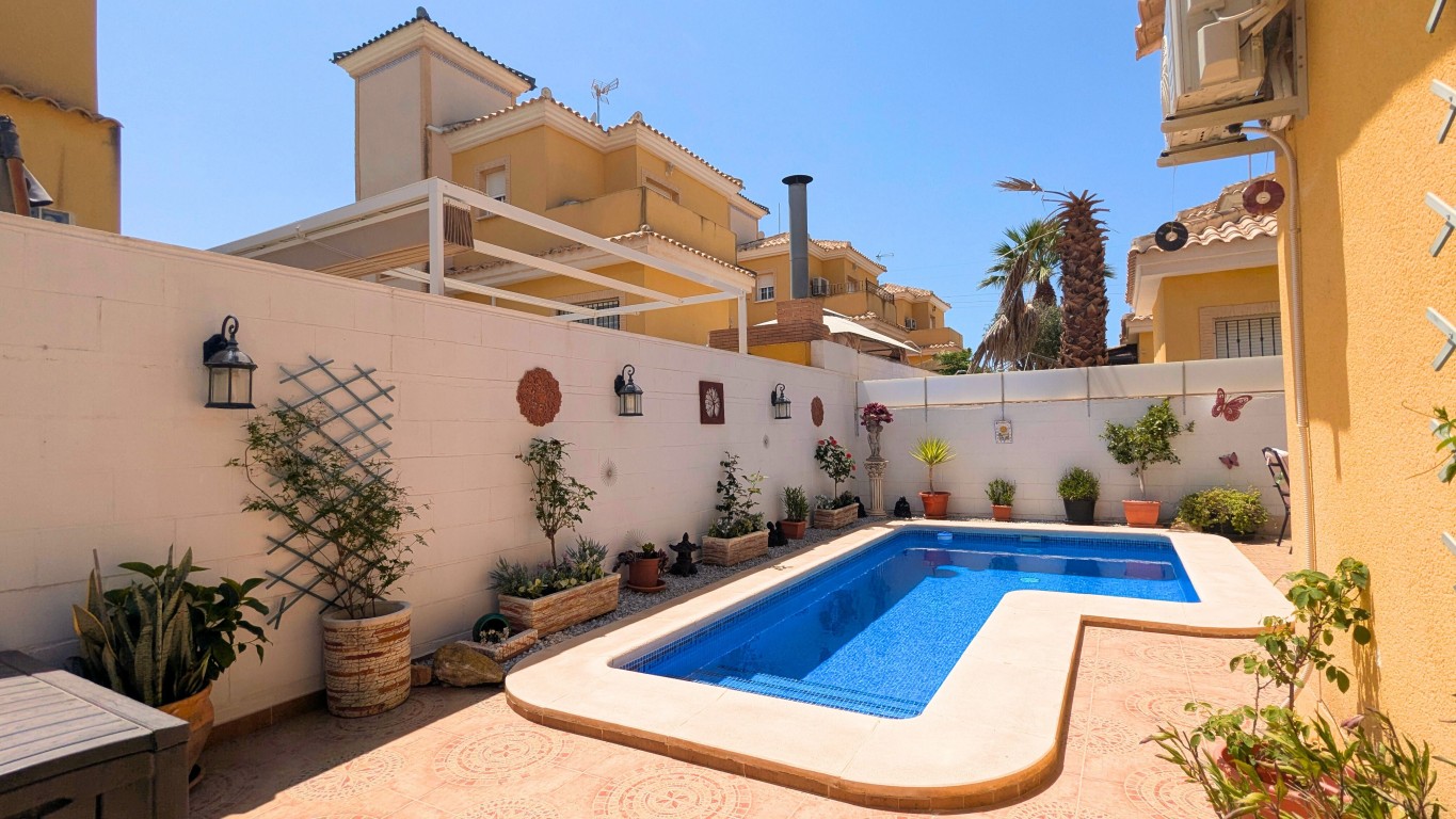 full_1450543_64493939