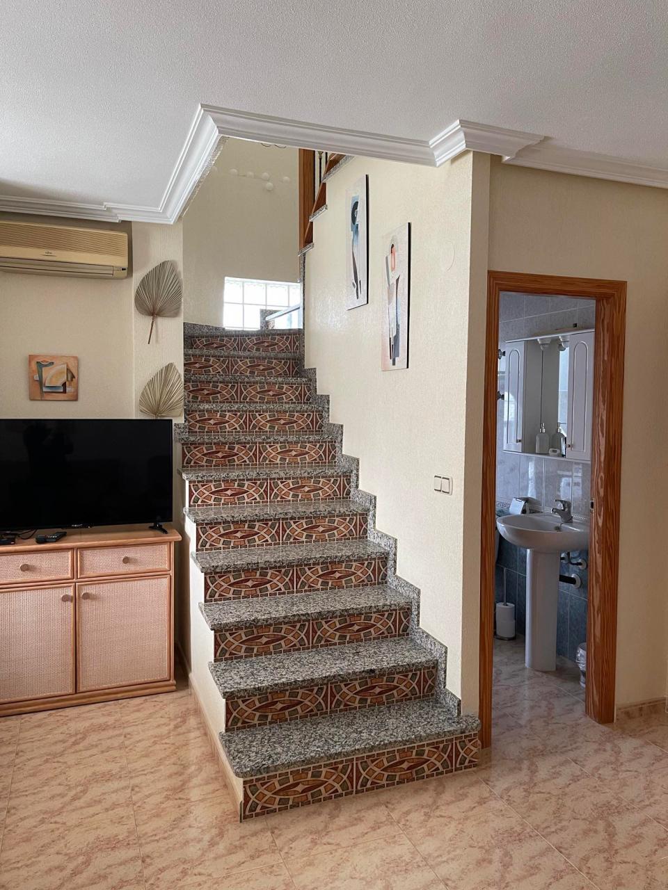 g_5ai2u0nymkzdnifz5tvv