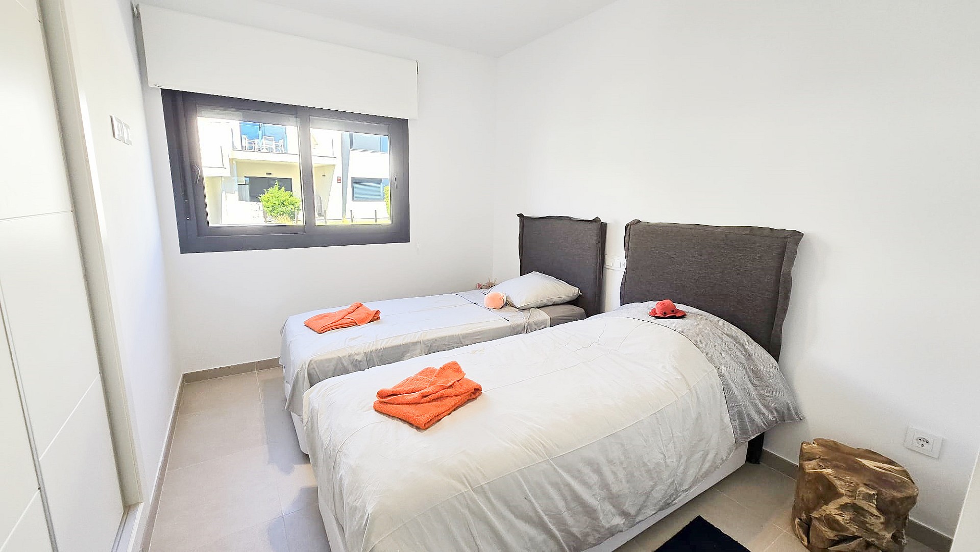 g_tcbxfy05cdr7y4u82ovc