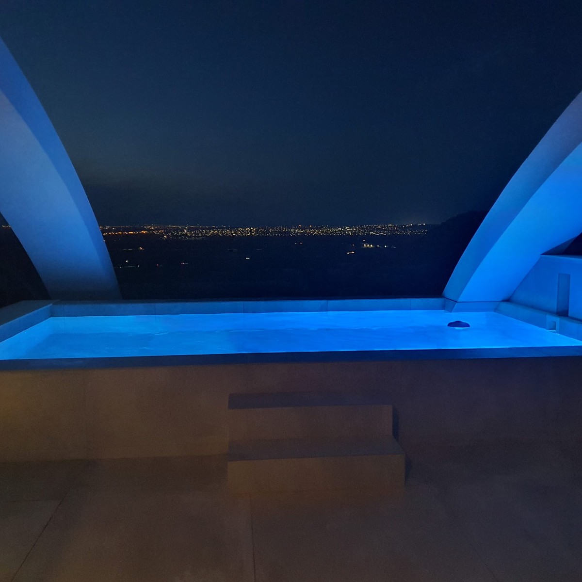 o_1hpln94i11qhp3o42cp1g3ltqh35