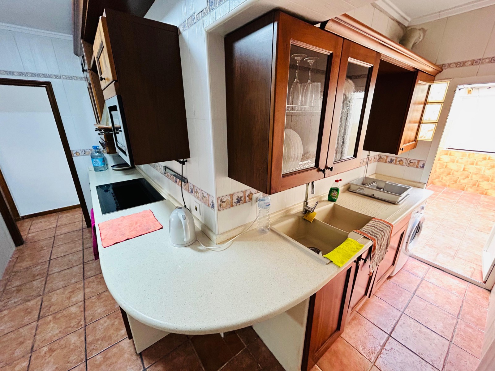 o_1hvekp9vc1rmp9doqijnjr1k3m2q