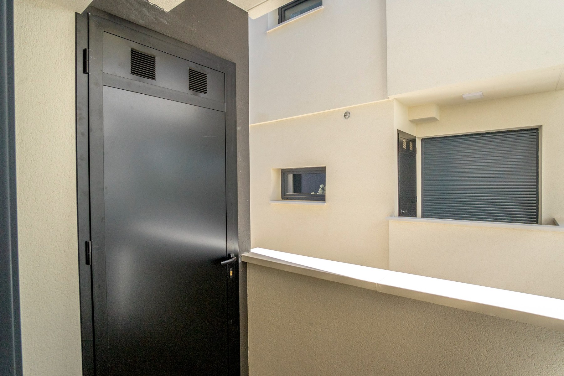 o_1iairck5p1cmvch1c8n1psc1rk531