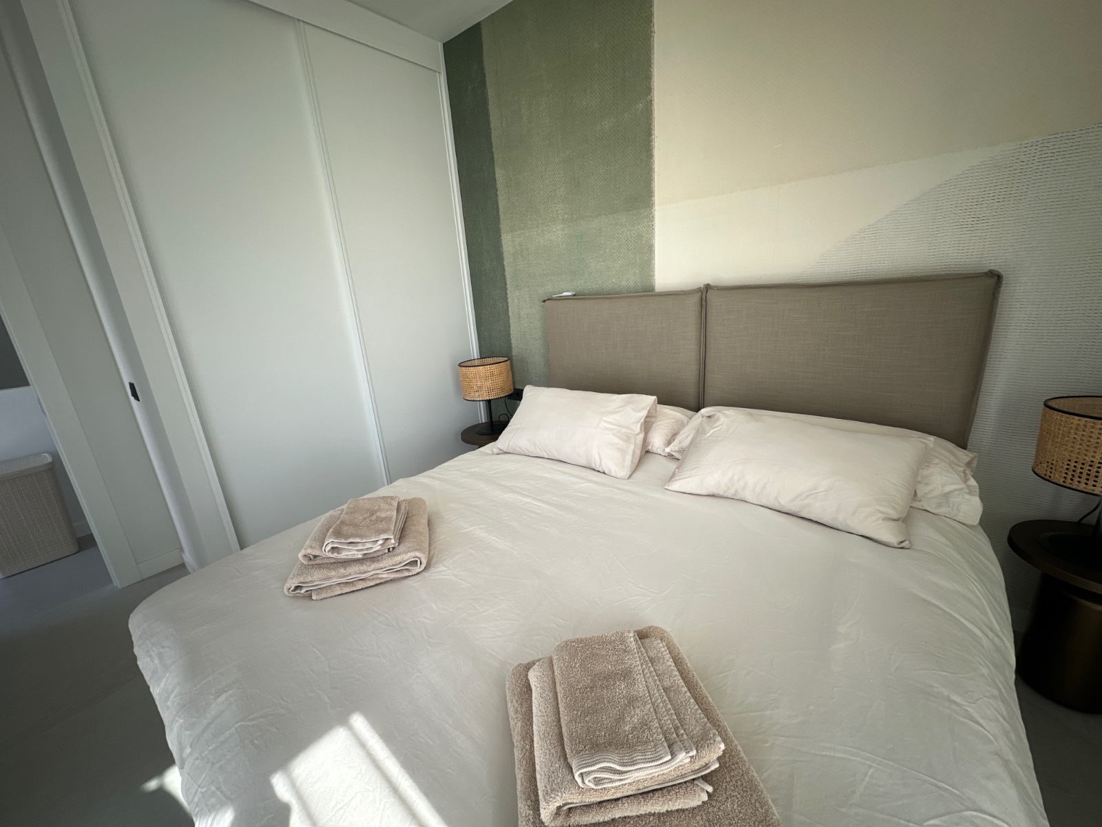 o_1ij0rmvd0139f1nvg8cqi5p13gq25