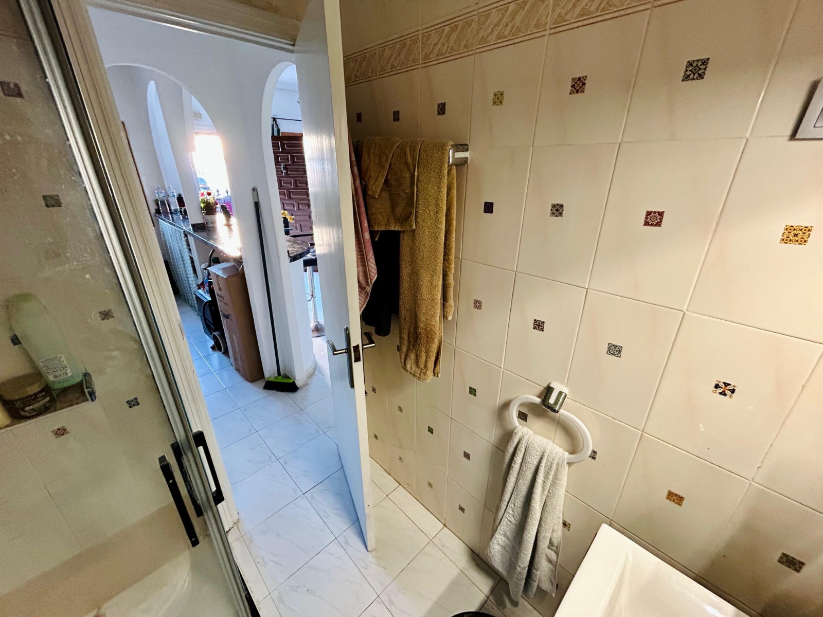 o_1ijanmv1ntplk01bs71e4d1oim3d