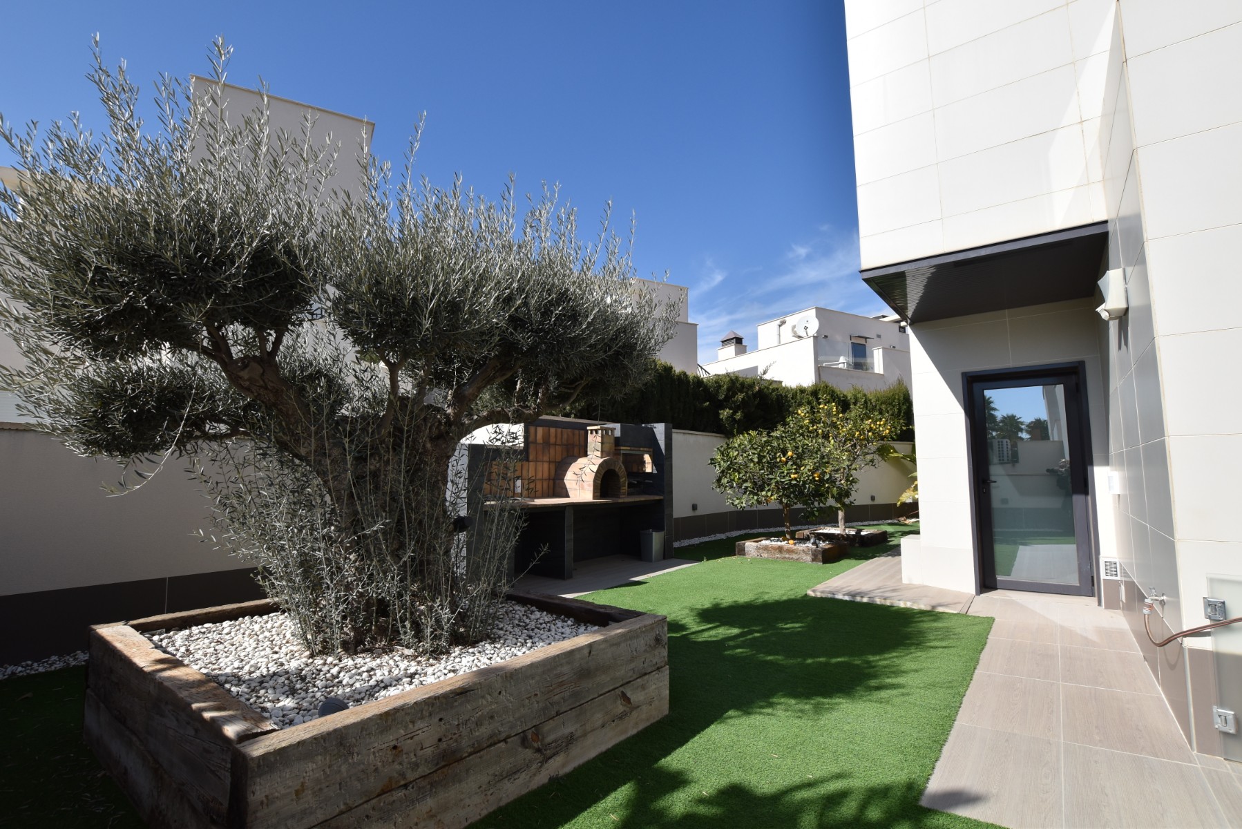 o_1ijsnc9tnkoaknu2oj1ojqhqr5i