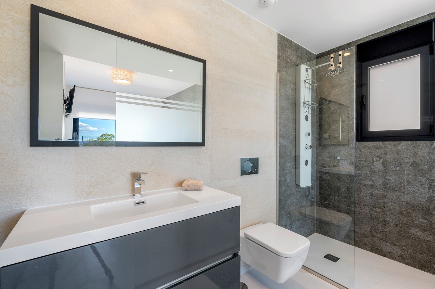 o_1in9l3oiac3r1rqe1kmn1fb01su32s