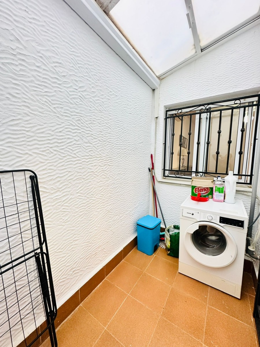 o_1ir7mfv8r1i9m1f4lm0513721c2i2d