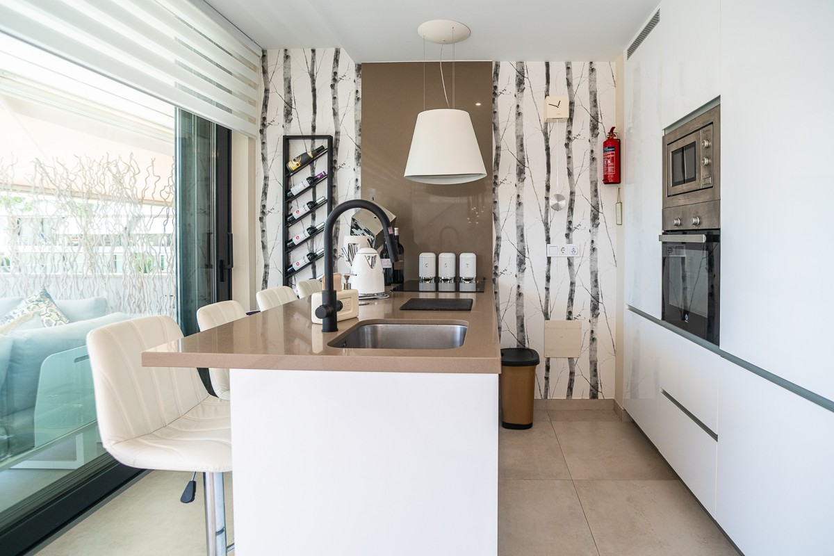 o_1iv2rin3u87amq42kr1nm01l4h3c