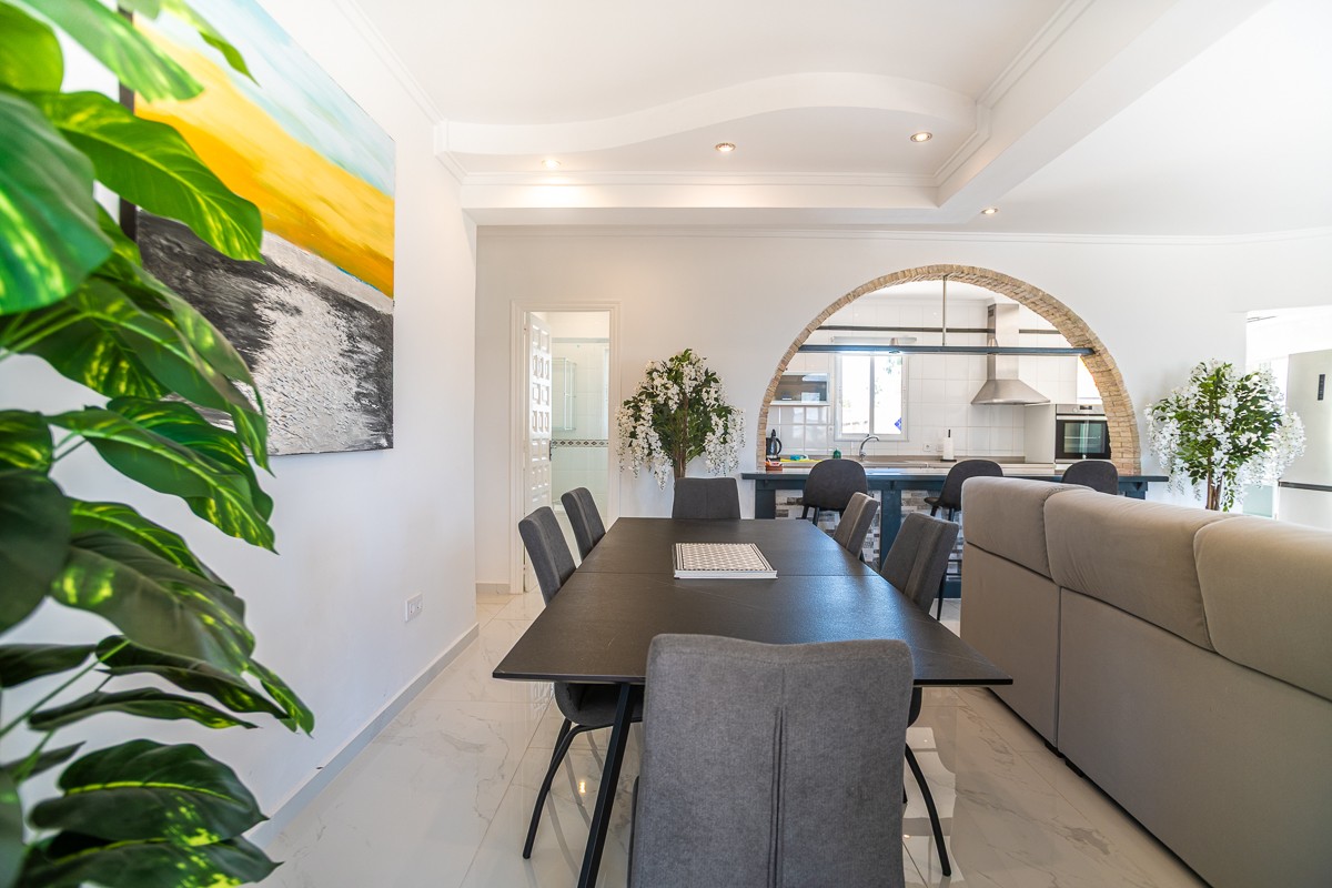 o_1j1qh7q0a1hgiuit1npould43l