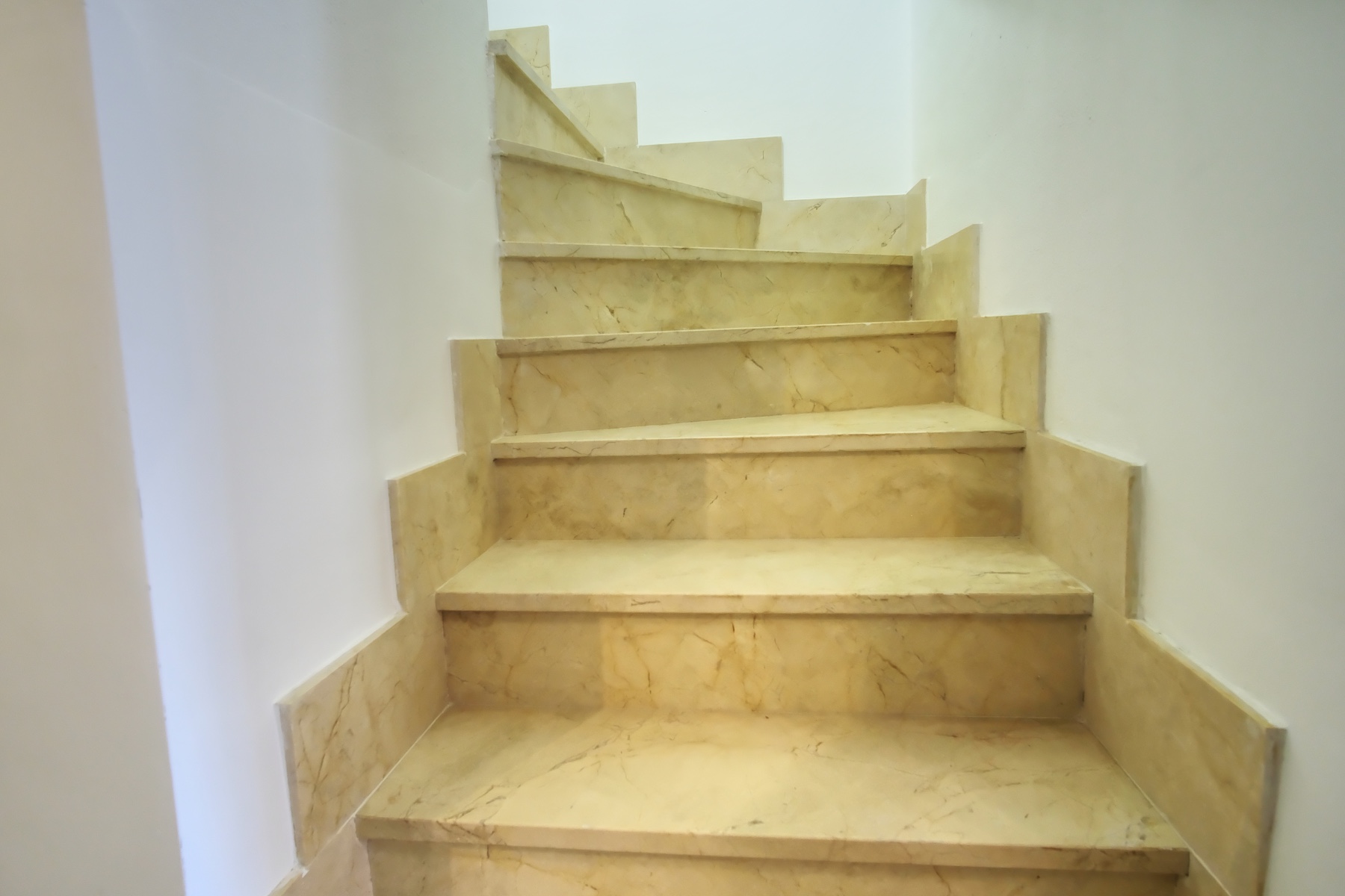 o_1j3j1ecoe11im1e7fevm1ljv1cgc57