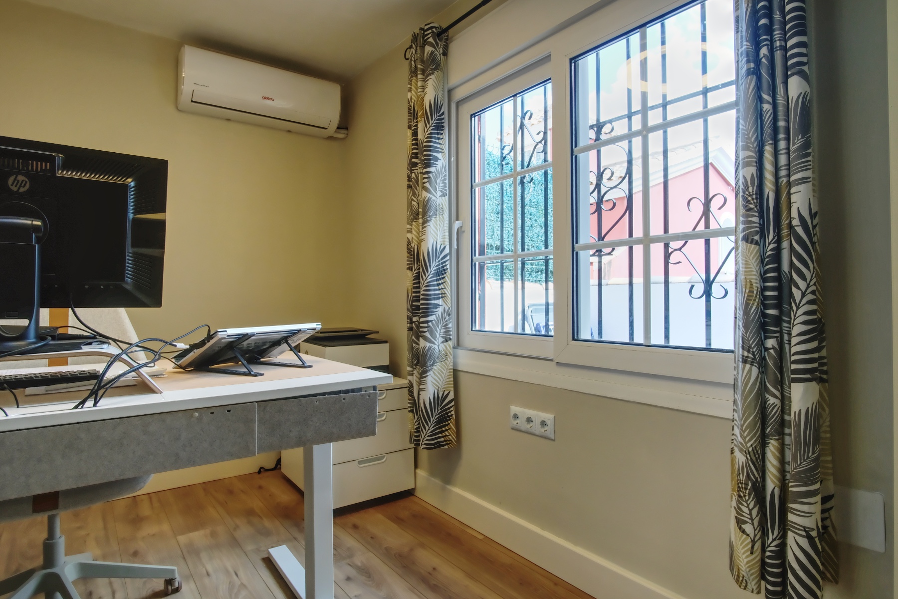 o_1j3j1ecoeasl1qqvbqbkrv1hoc60