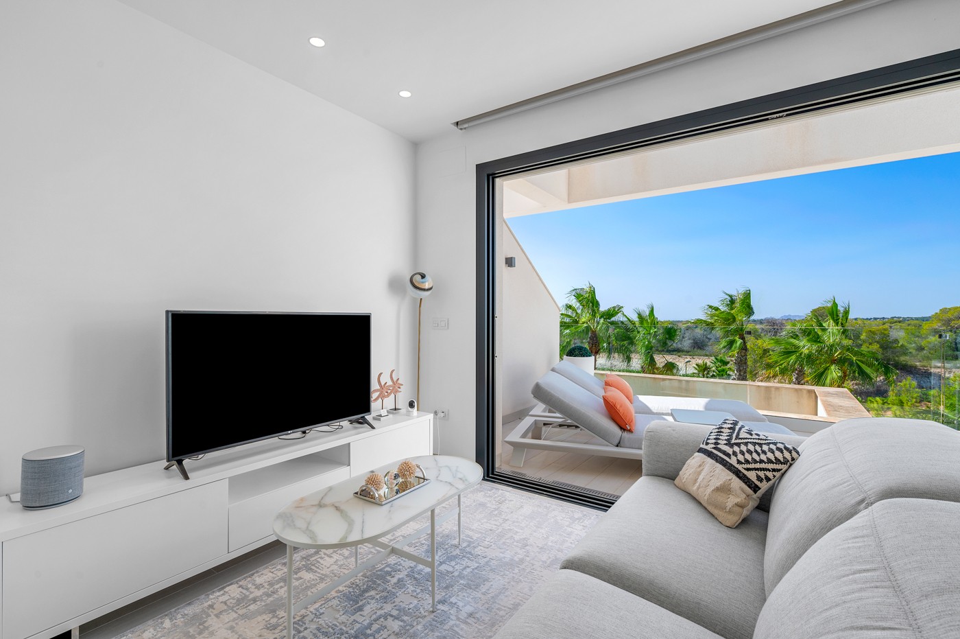 o_1j3re9ofu10aj8ckbpa13i51trd3m