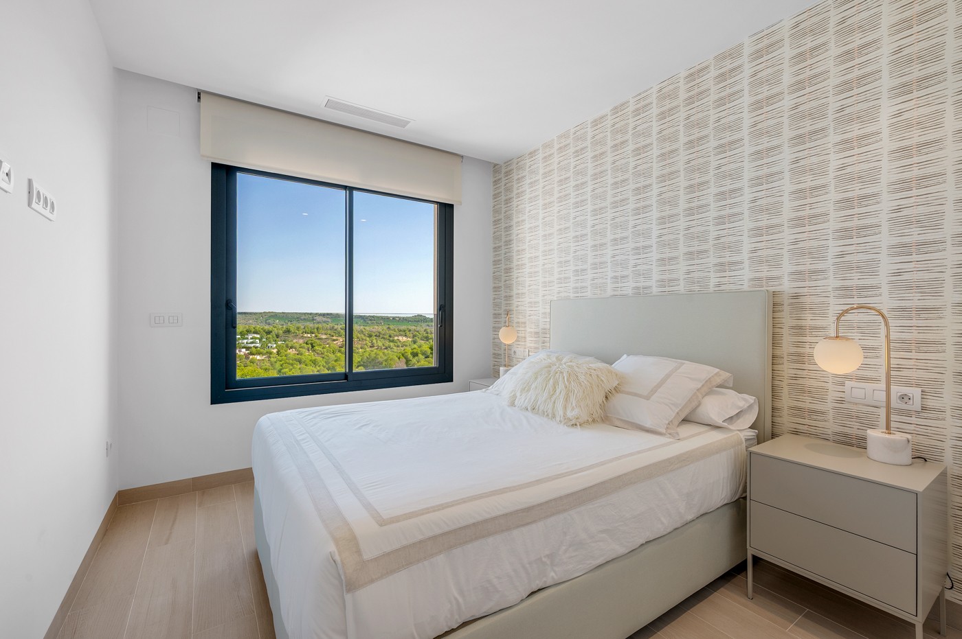 o_1j3re9ofue3712vh1k5nuplcfp34