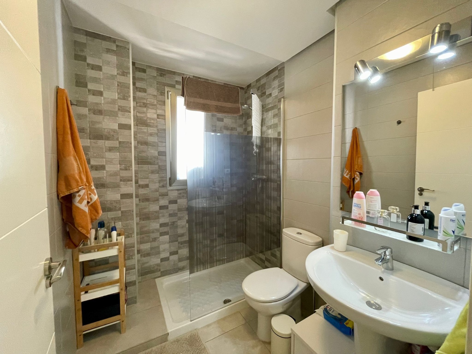 o_1j4se1g1v1d8k1j2v18g951s123