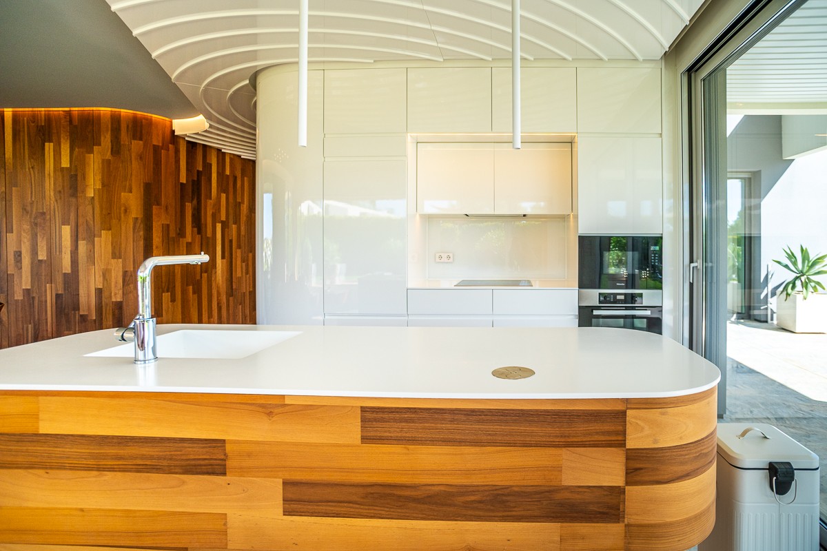 o_1j51ggkgq1rlvf9b1re41gkkka354