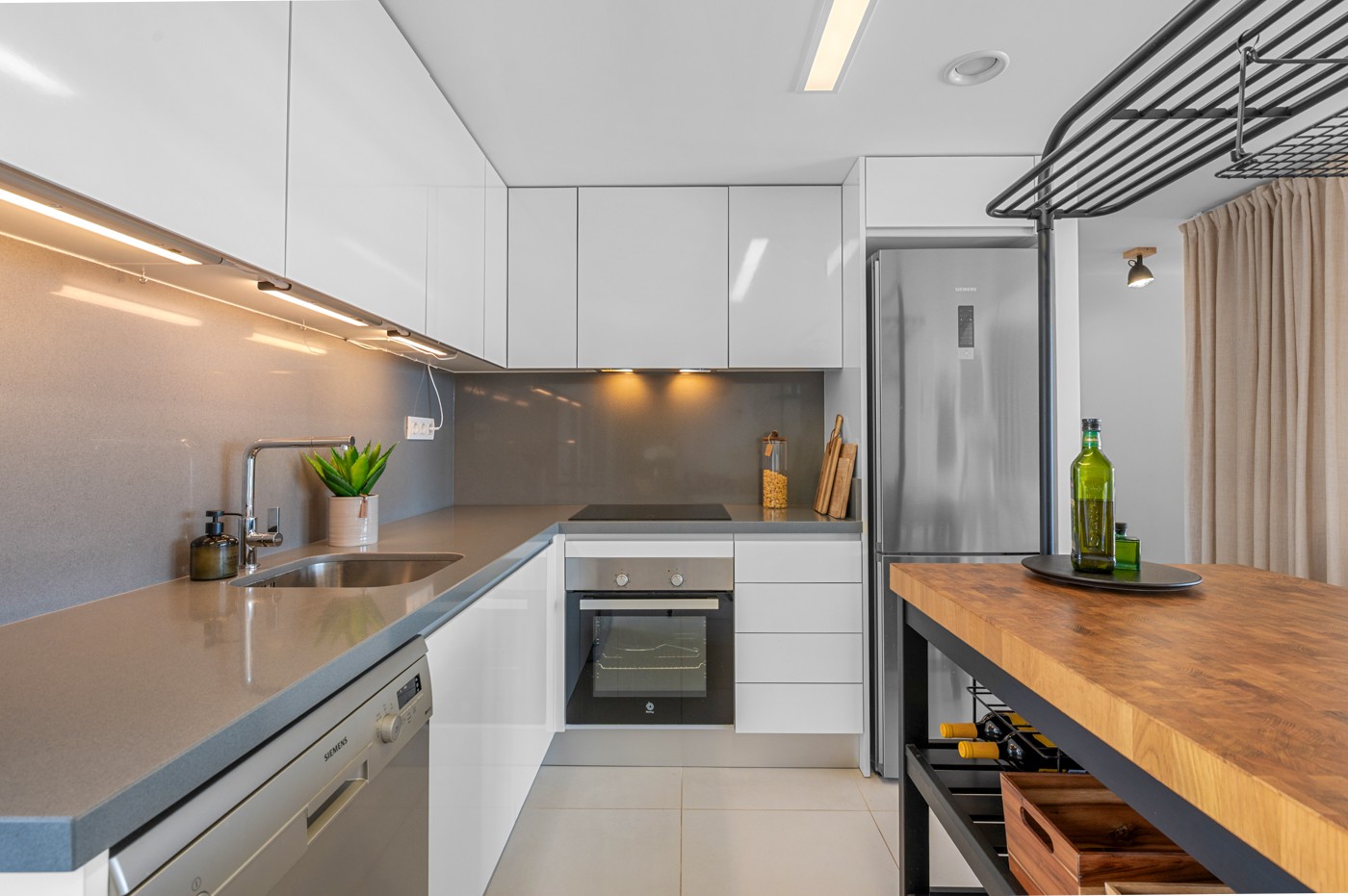 o_1j527cp7a2g6191t9ciqnghe4j