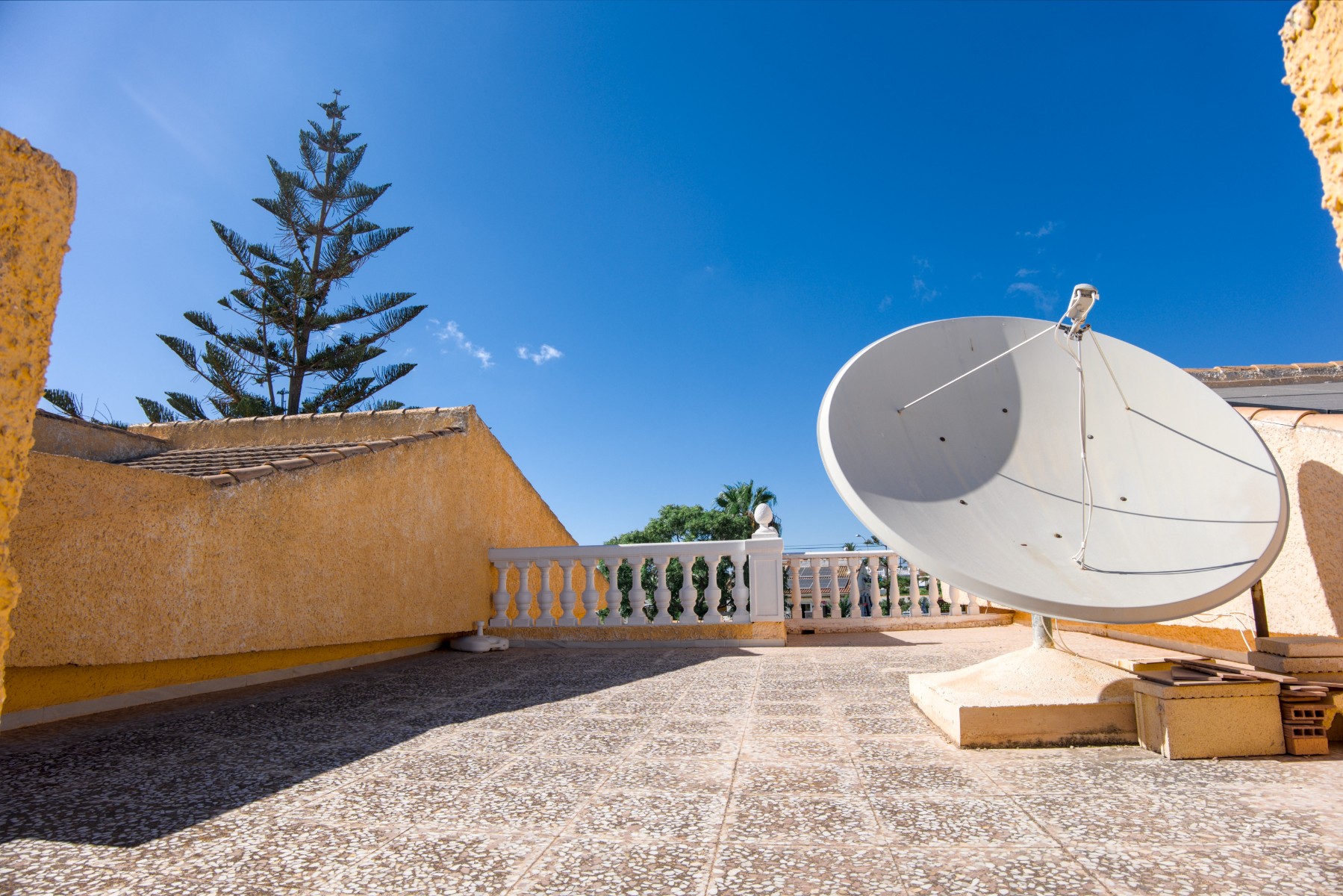 o_1j5bfv1mt1cfoai3pn84fb6mr2k