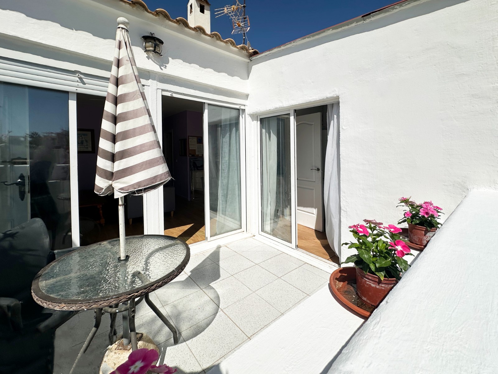 o_1j5p0odn9bqrqn4al91ut51sla2m