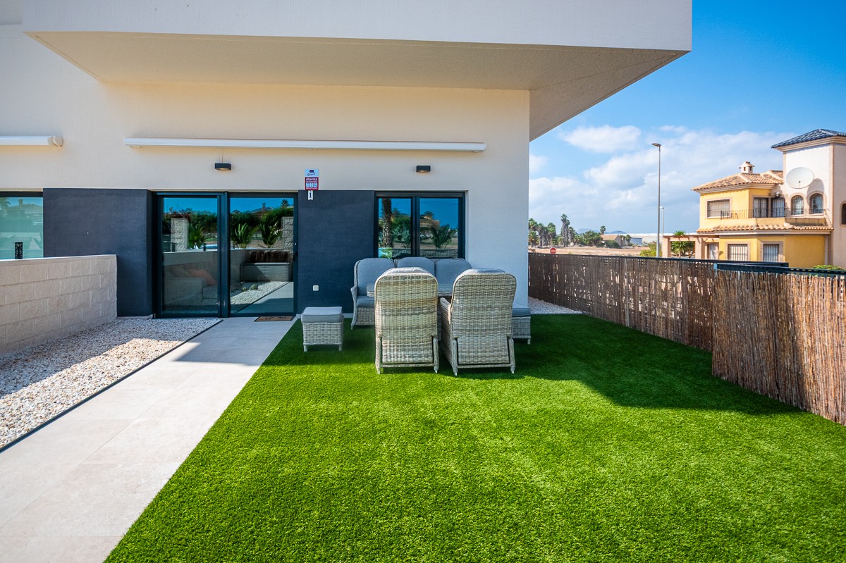 o_1j6kuvb1b1mchtg21t1dila14pb2o