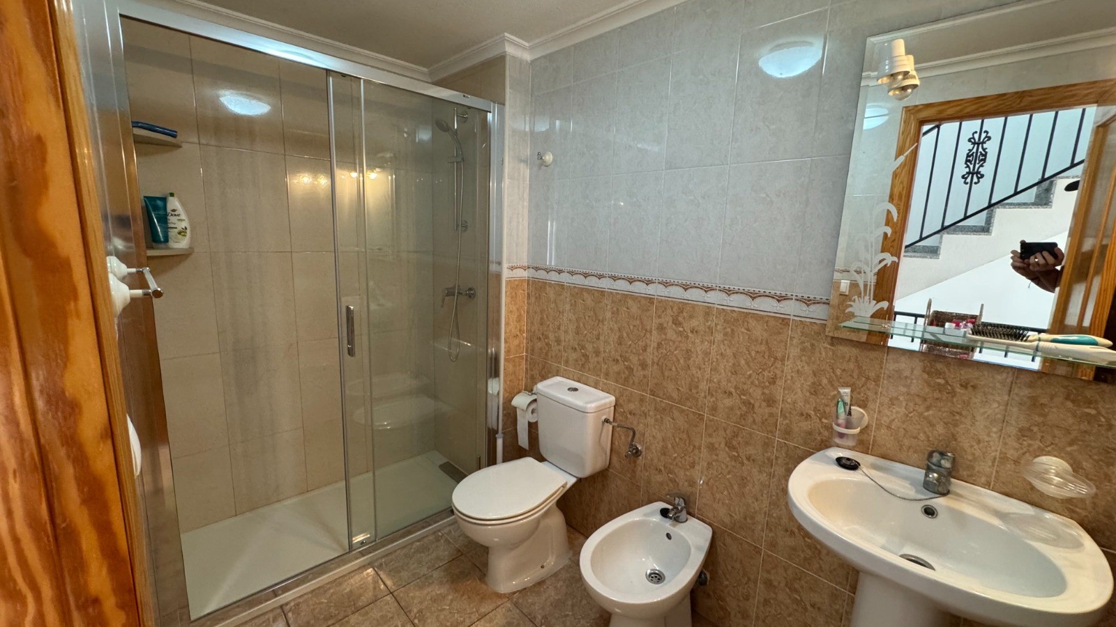 o_1j7eqem1n1cf3eobuvh1bunh872i