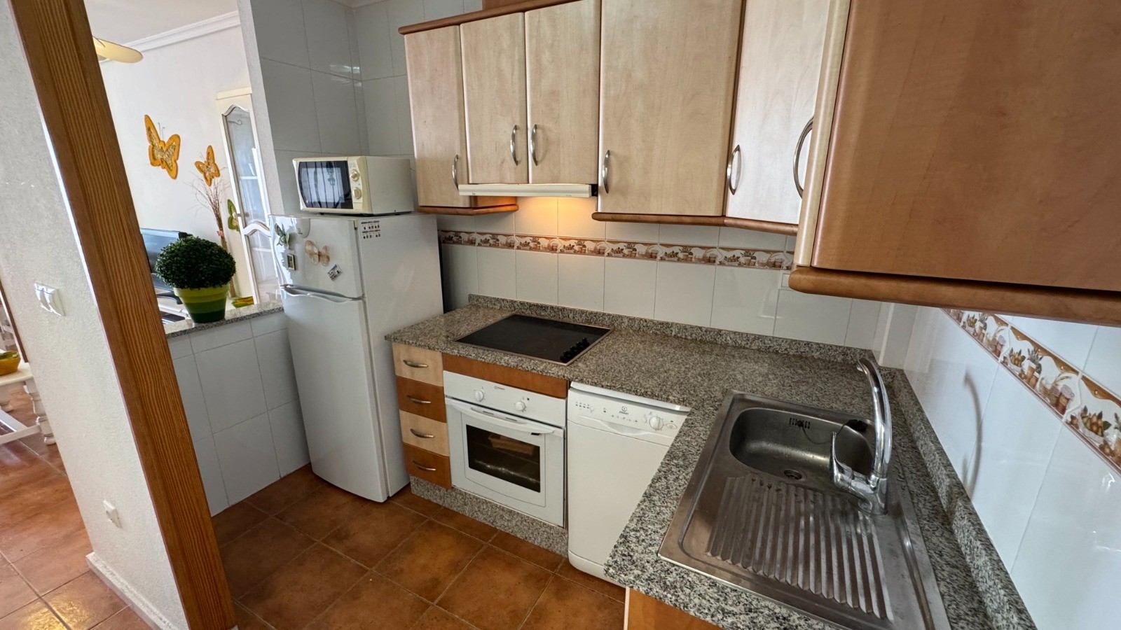 o_1j7eqem1ncn8168m14k31vdgb863c