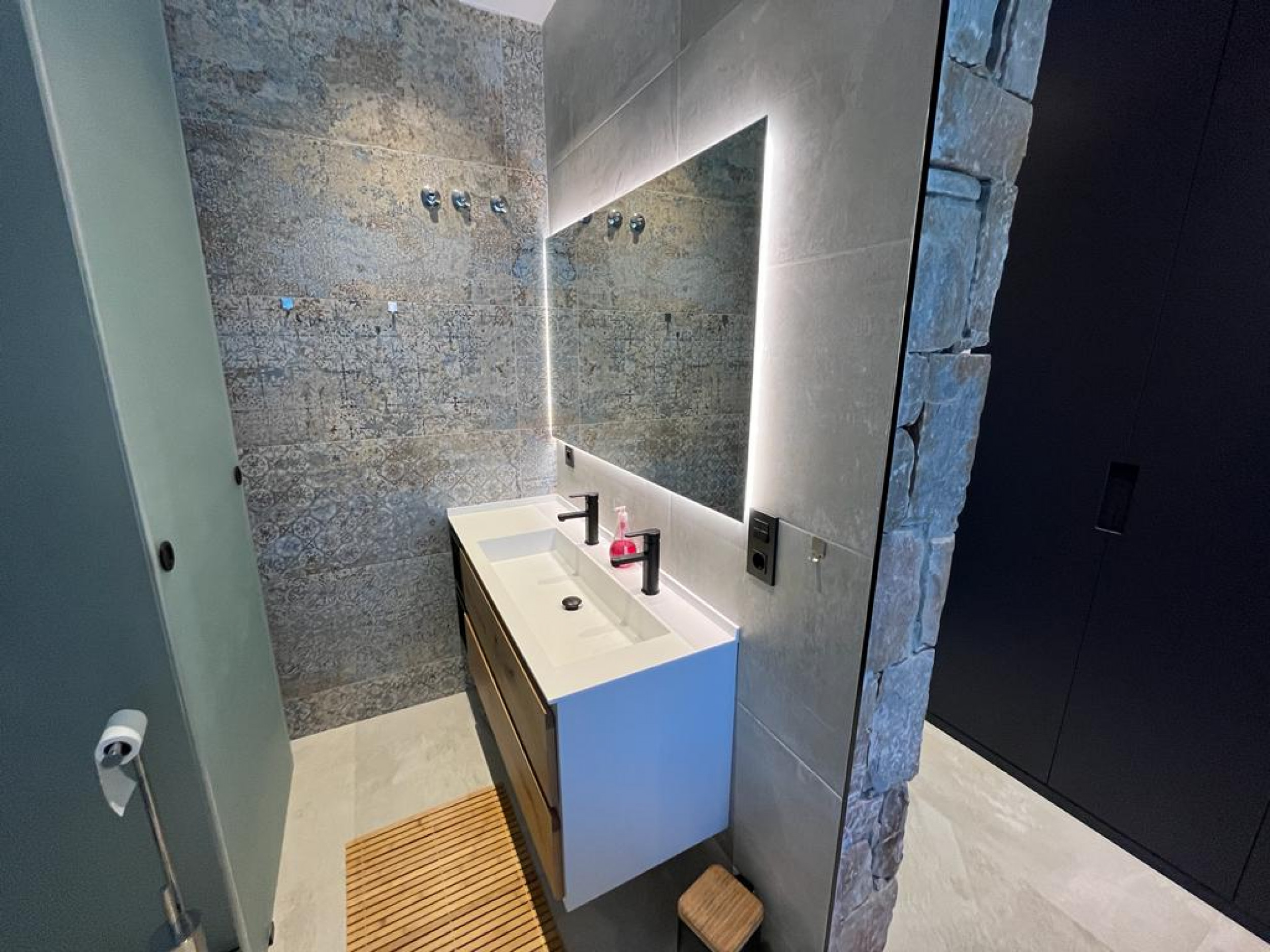 property_attachment_19h7kpc5oa_20220511093535